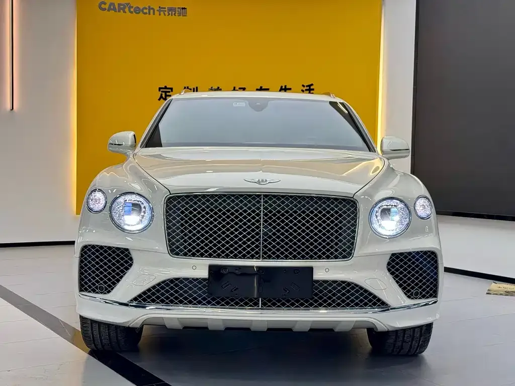 Bentley Bentayga — фото 5