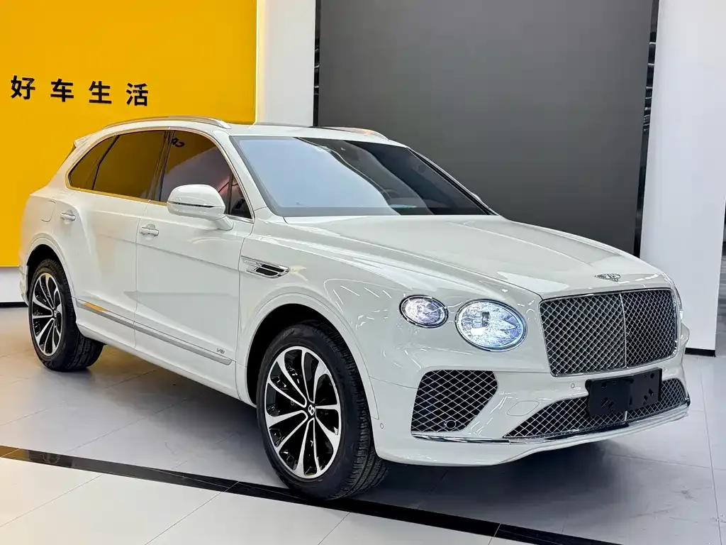 Bentley Bentayga — фото 6