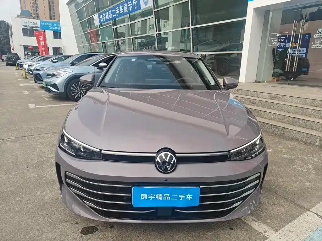 Volkswagen Passat — фото 4