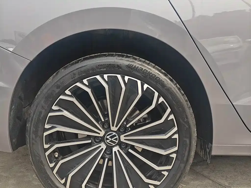Volkswagen Passat — фото 3