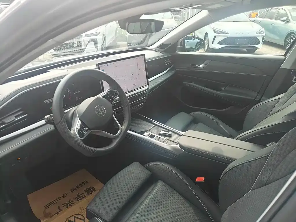 Volkswagen Passat — фото 8