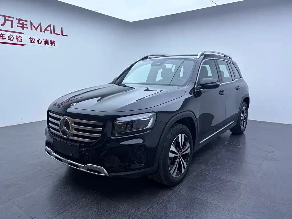 Mercedes-Benz GLB — фото 1