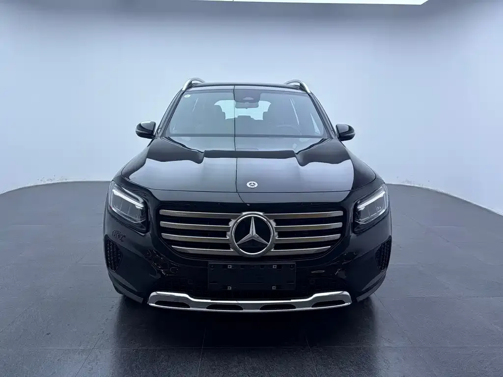Mercedes-Benz GLB — фото 4