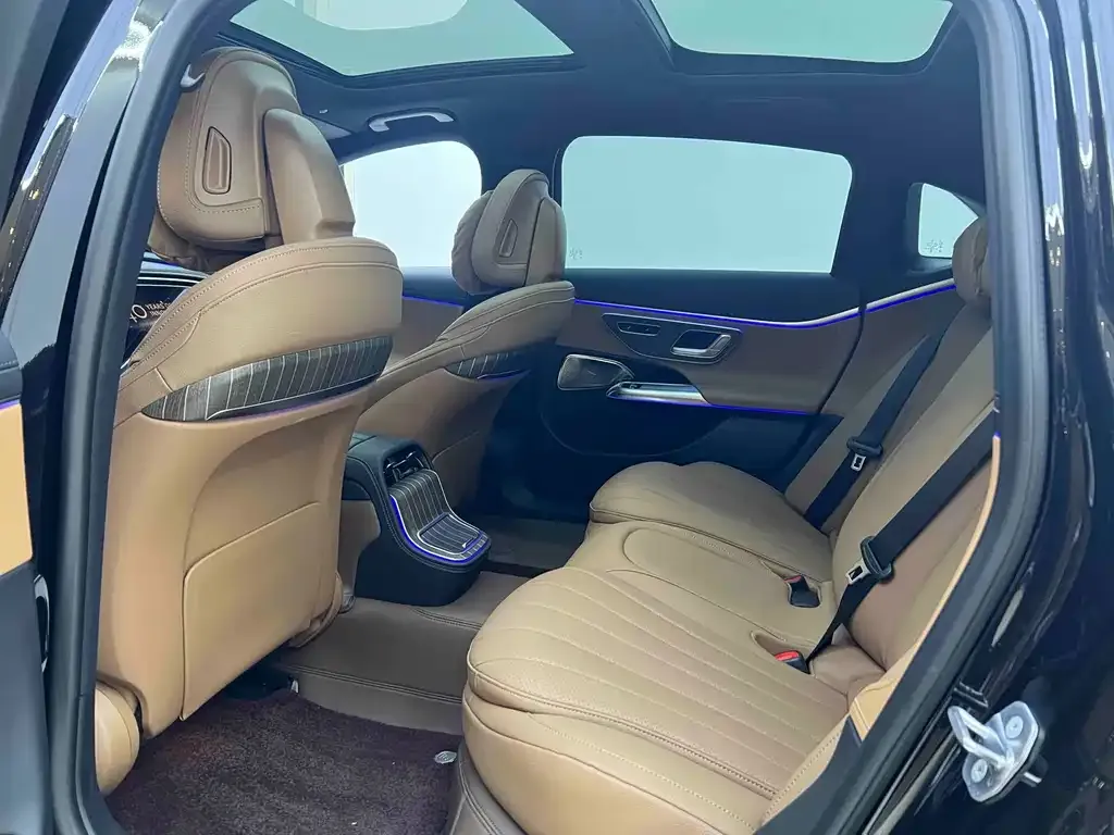 Mercedes-Benz E-Class New Energy — фото 6