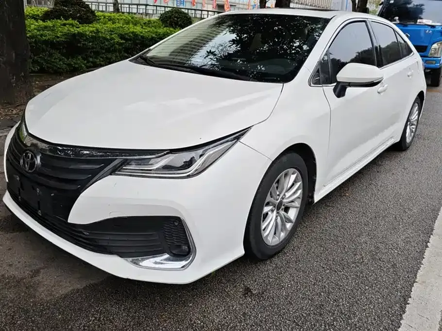 Toyota Allion — фото 1