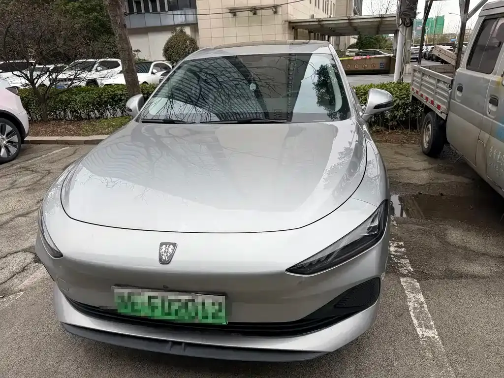 Roewe D7 — фото 2
