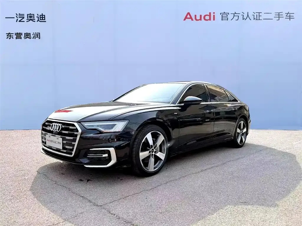 Audi A6L — фото 1