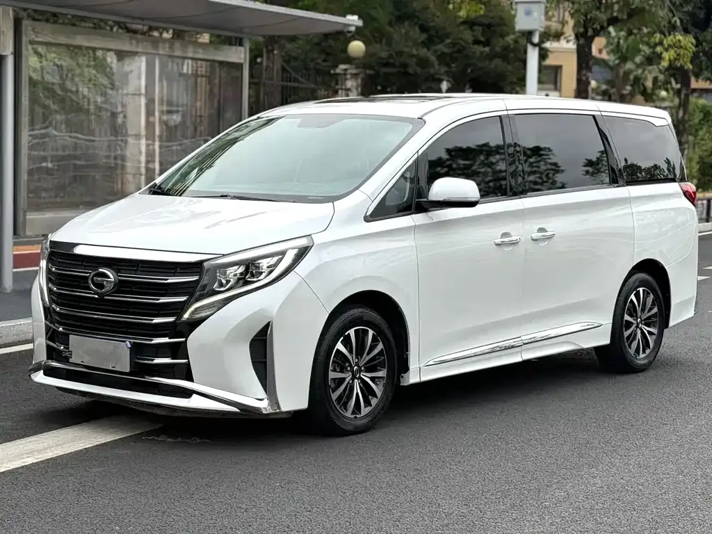 GAC Motor Trumpchi M8 — фото 1