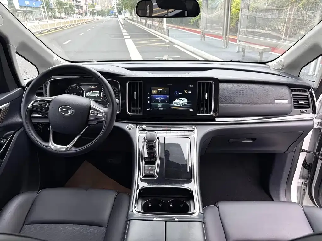 GAC Motor Trumpchi M8 — фото 6