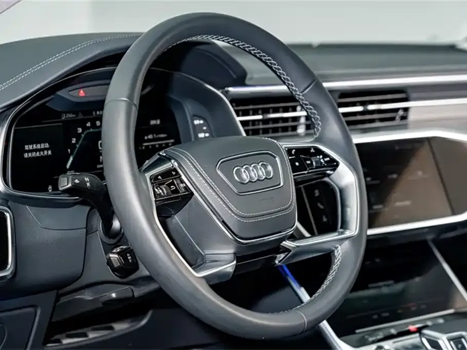 Audi A7L — фото 6