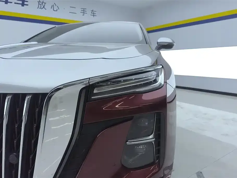 Hongqi H5 — фото 4