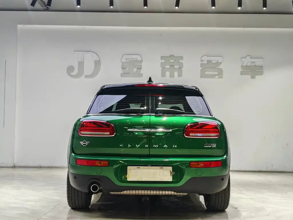 MINI Clubman — фото 9