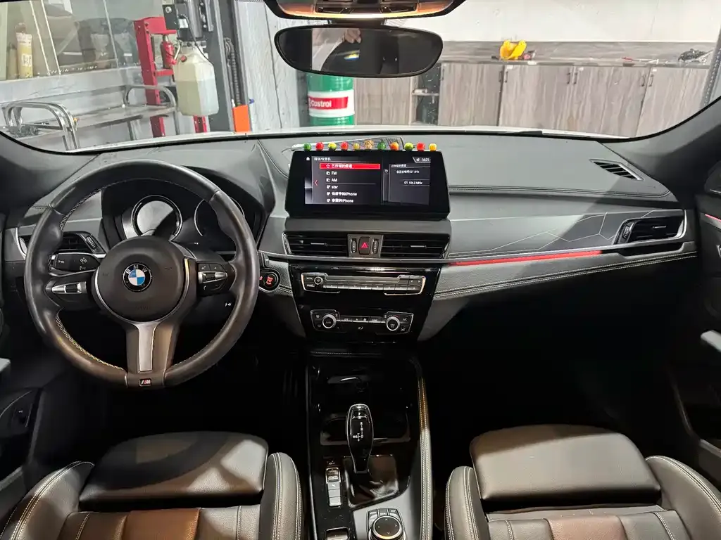 BMW X2 — фото 10