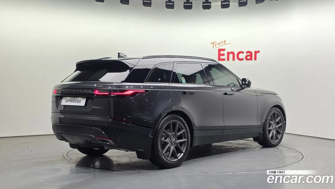 Land Rover Range Rover Velar — фото 7