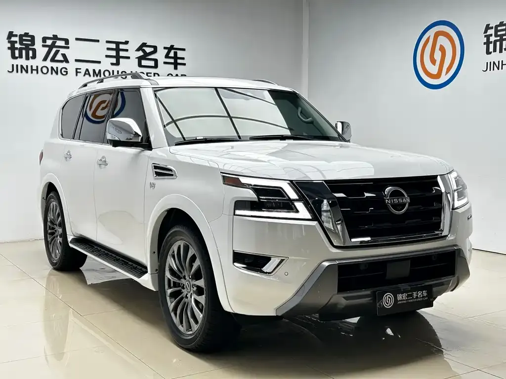 Nissan Patrol — фото 4
