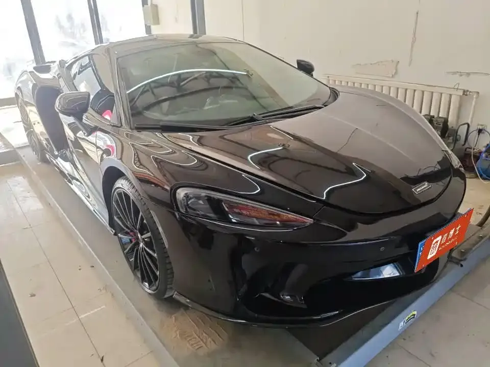 McLaren GT — фото 1