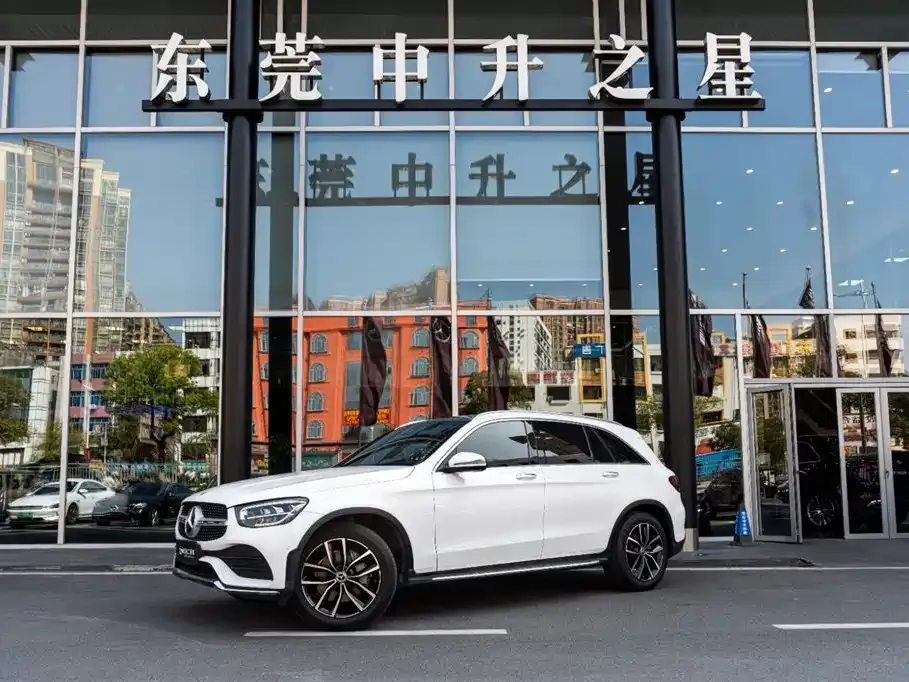 Mercedes-Benz GLC — фото 1