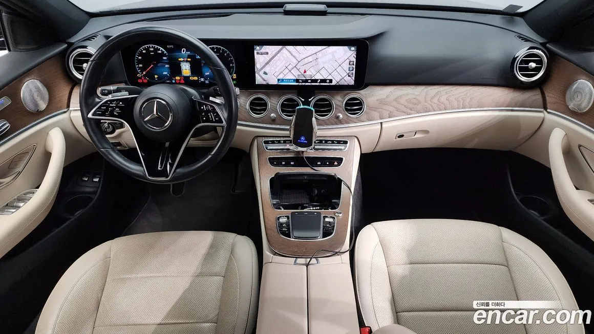 Mercedes-Benz E-Class — фото 10