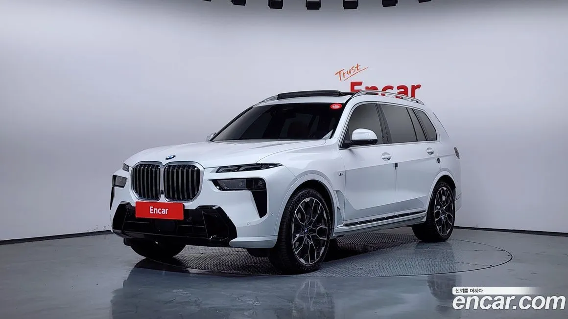 BMW X7 — фото 1