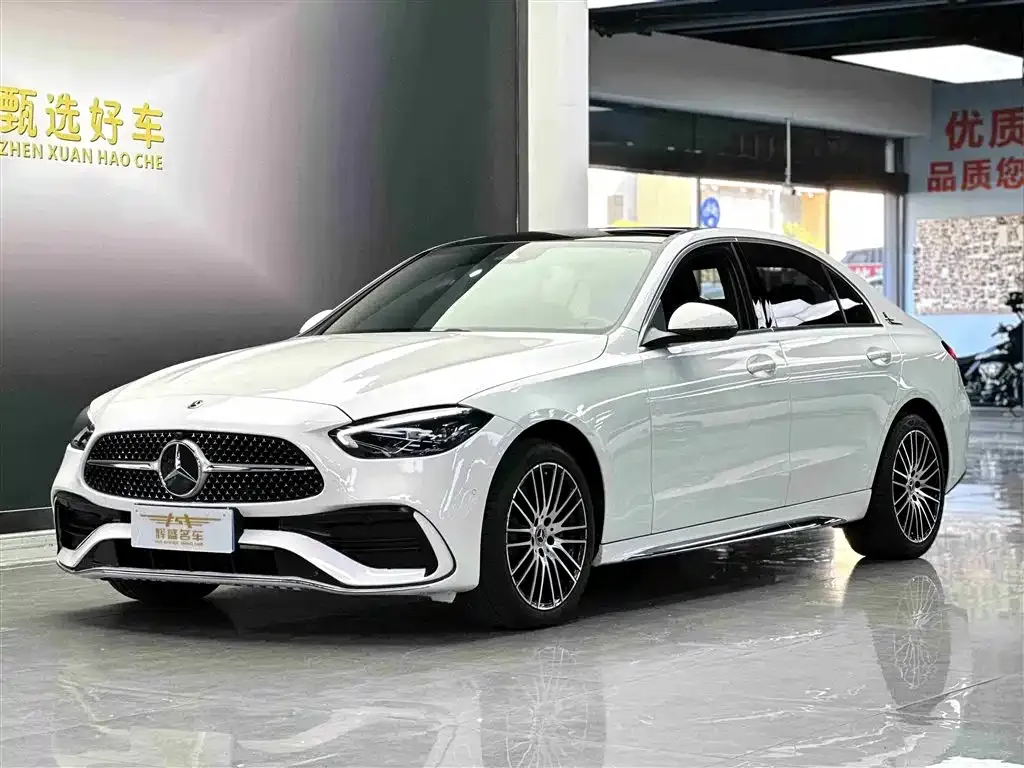 Mercedes-Benz C-Class — фото 1