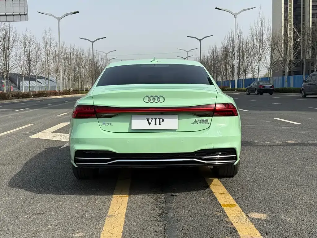 Audi A7L — фото 4