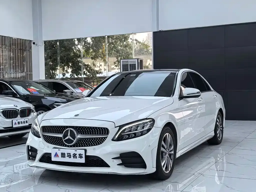 Mercedes-Benz C-Class — фото 1