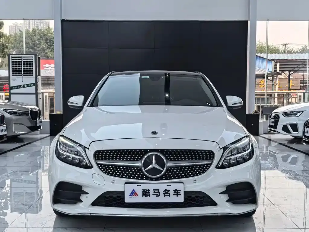 Mercedes-Benz C-Class — фото 10