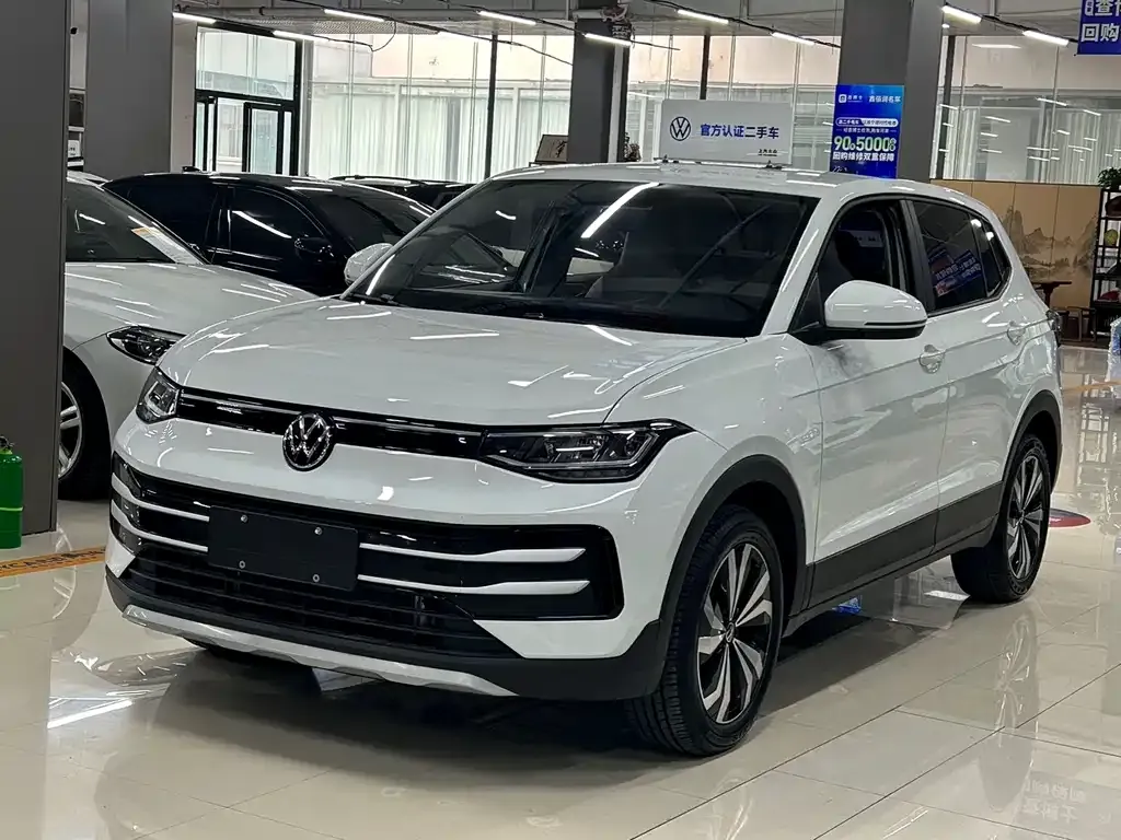 Volkswagen Tharu — фото 1