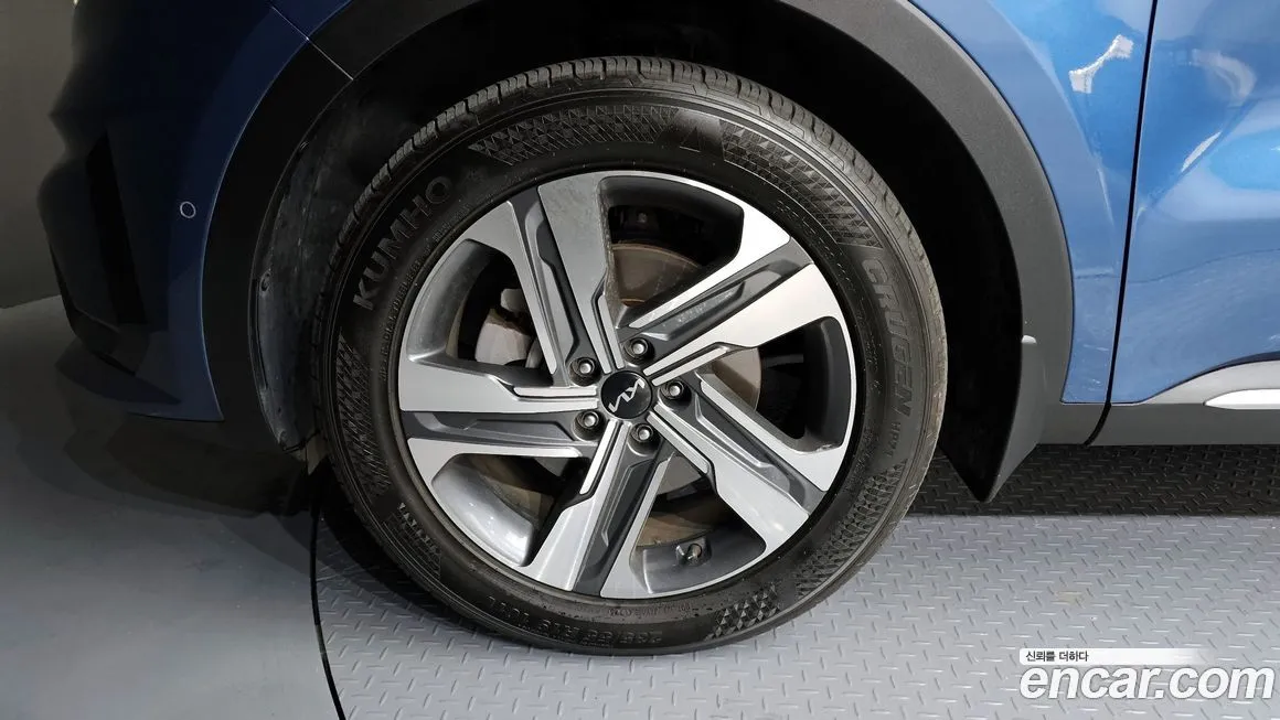 Kia Sorento — фото 5