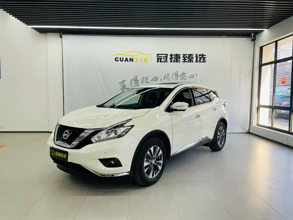 Nissan Murano — фото 1