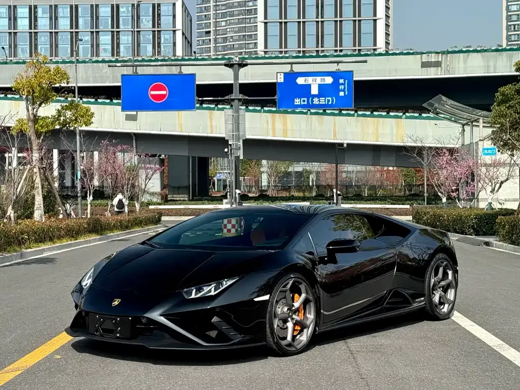 Lamborghini Huracan — фото 8