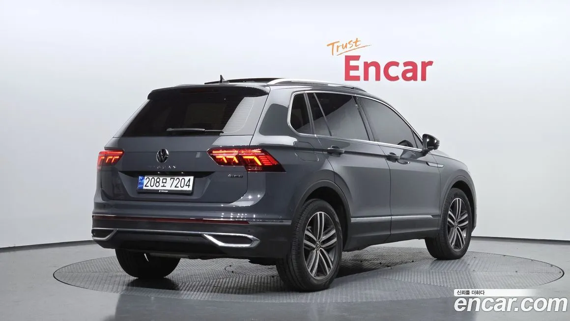 Volkswagen Tiguan — фото 2