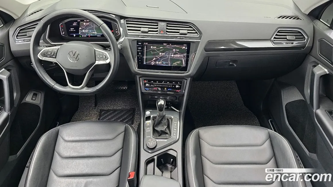 Volkswagen Tiguan — фото 8