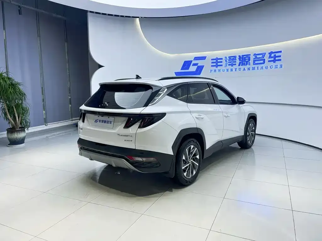 Hyundai Tucson — фото 7