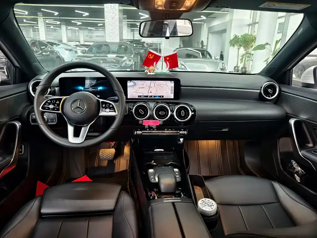Mercedes-Benz A-Class — фото 10