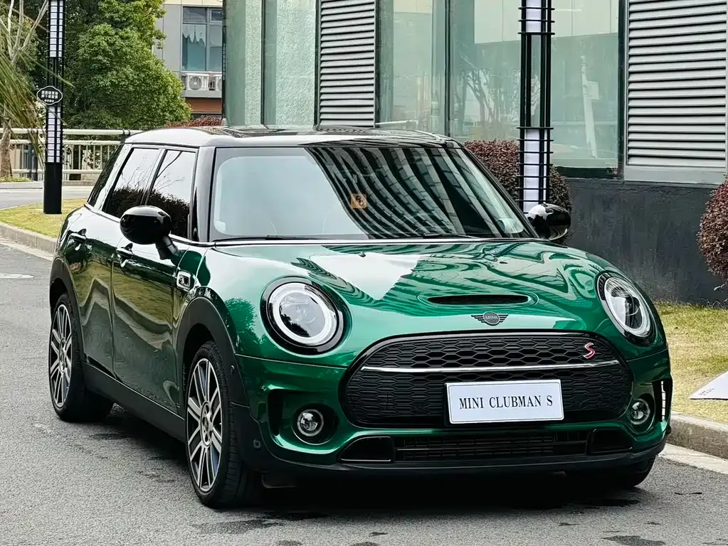 MINI Clubman — фото 2