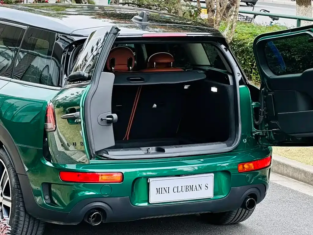 MINI Clubman — фото 6