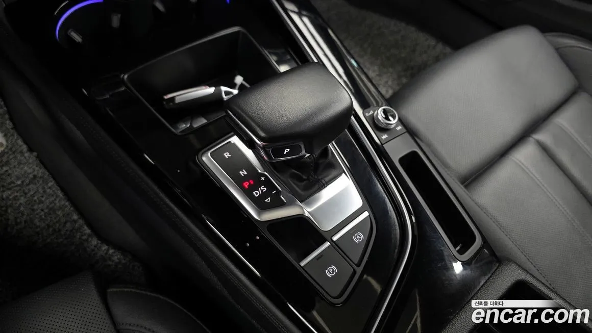 Audi A4 — фото 6