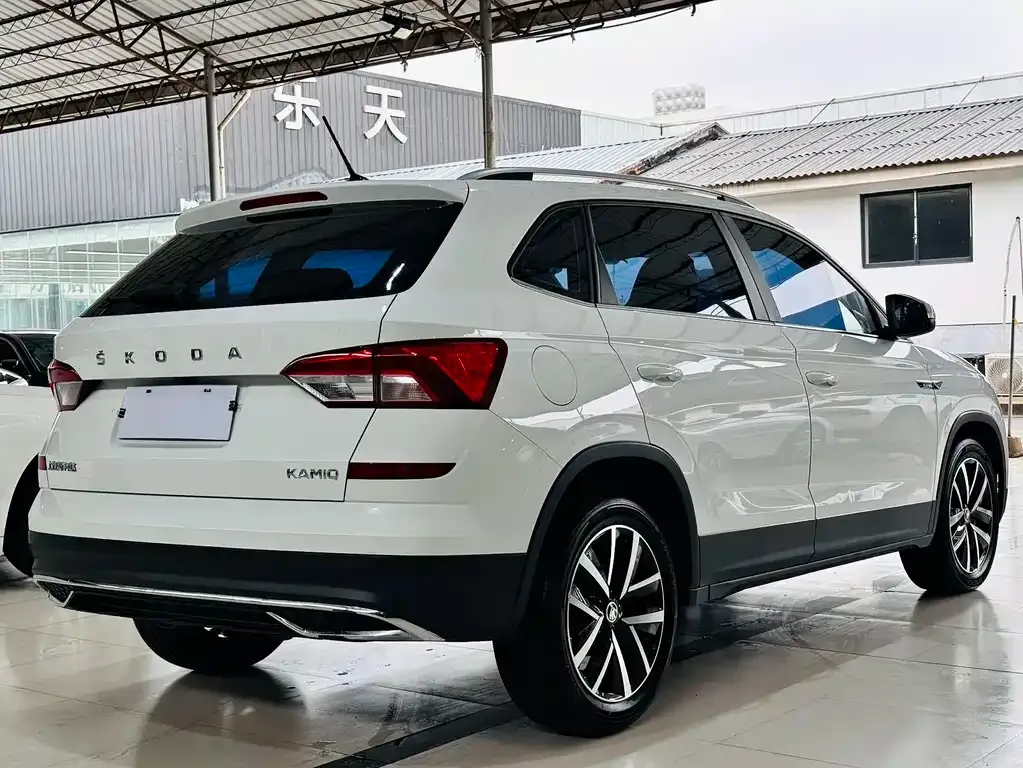 Skoda Kamiq — фото 5