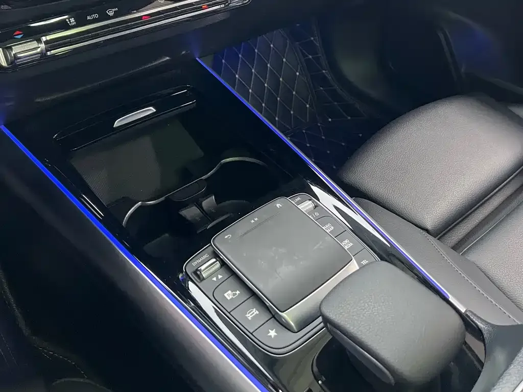 Mercedes-Benz GLA — фото 5