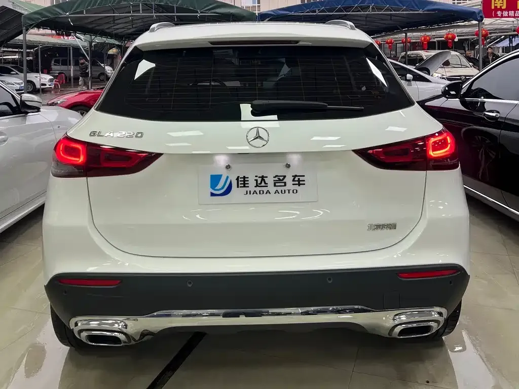 Mercedes-Benz GLA — фото 10
