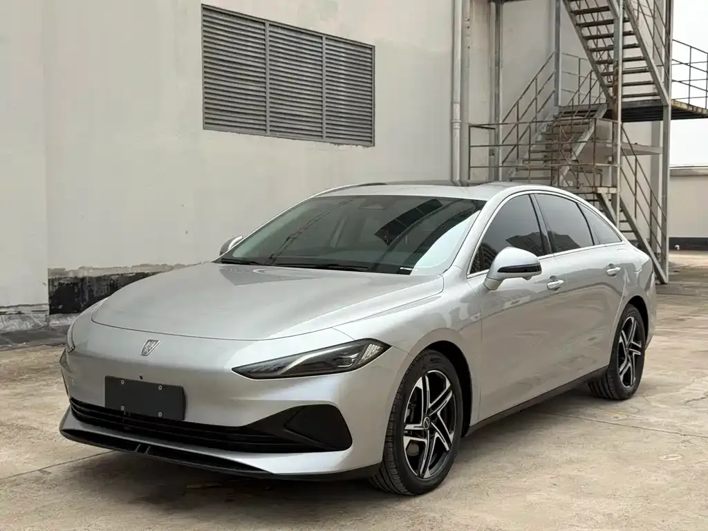 Roewe D7 — фото 4