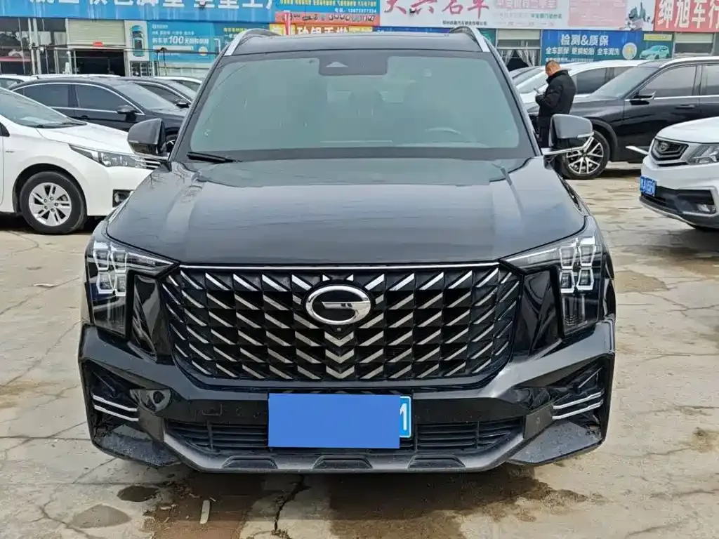 GAC Motor Trumpchi GS8 — фото 2