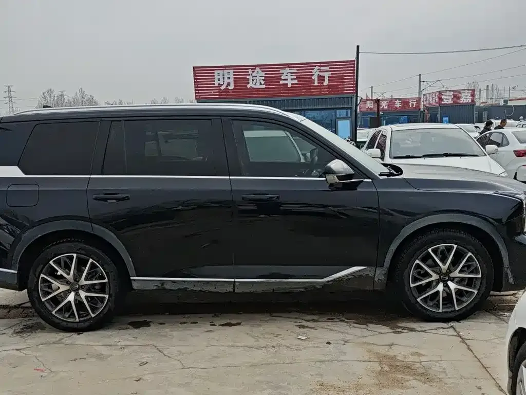 GAC Motor Trumpchi GS8 — фото 3