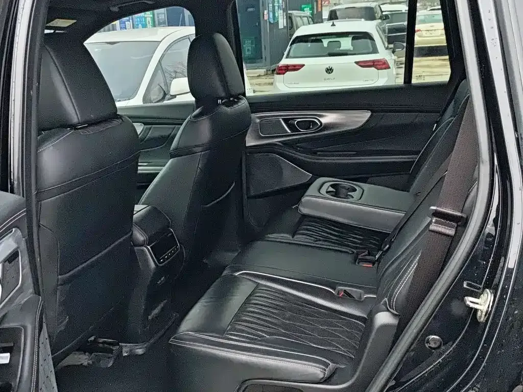 GAC Motor Trumpchi GS8 — фото 4