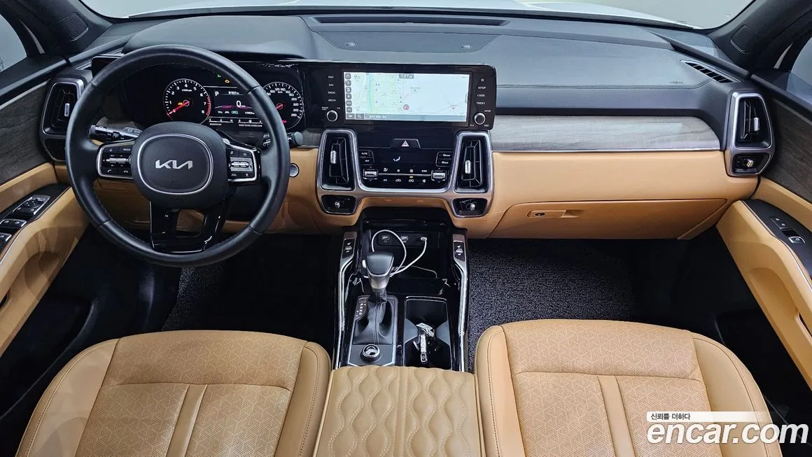 Kia Sorento — фото 10