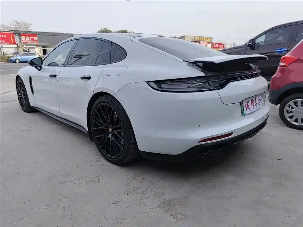Porsche Panamera Hybrid — фото 5