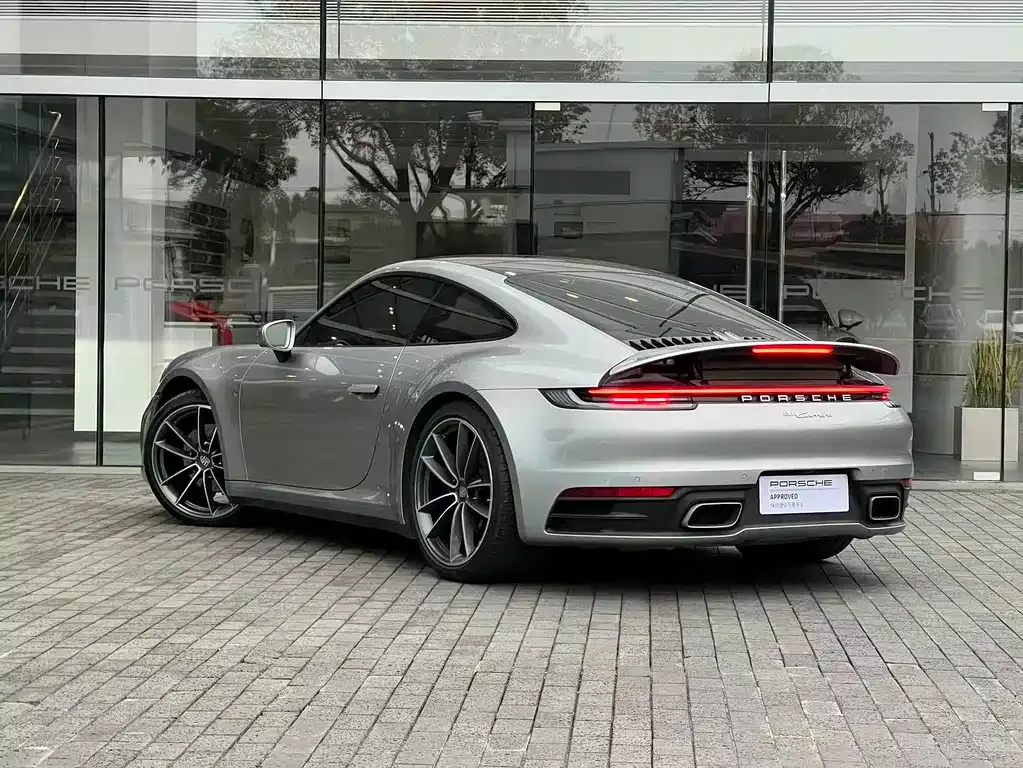 Porsche 911 — фото 6