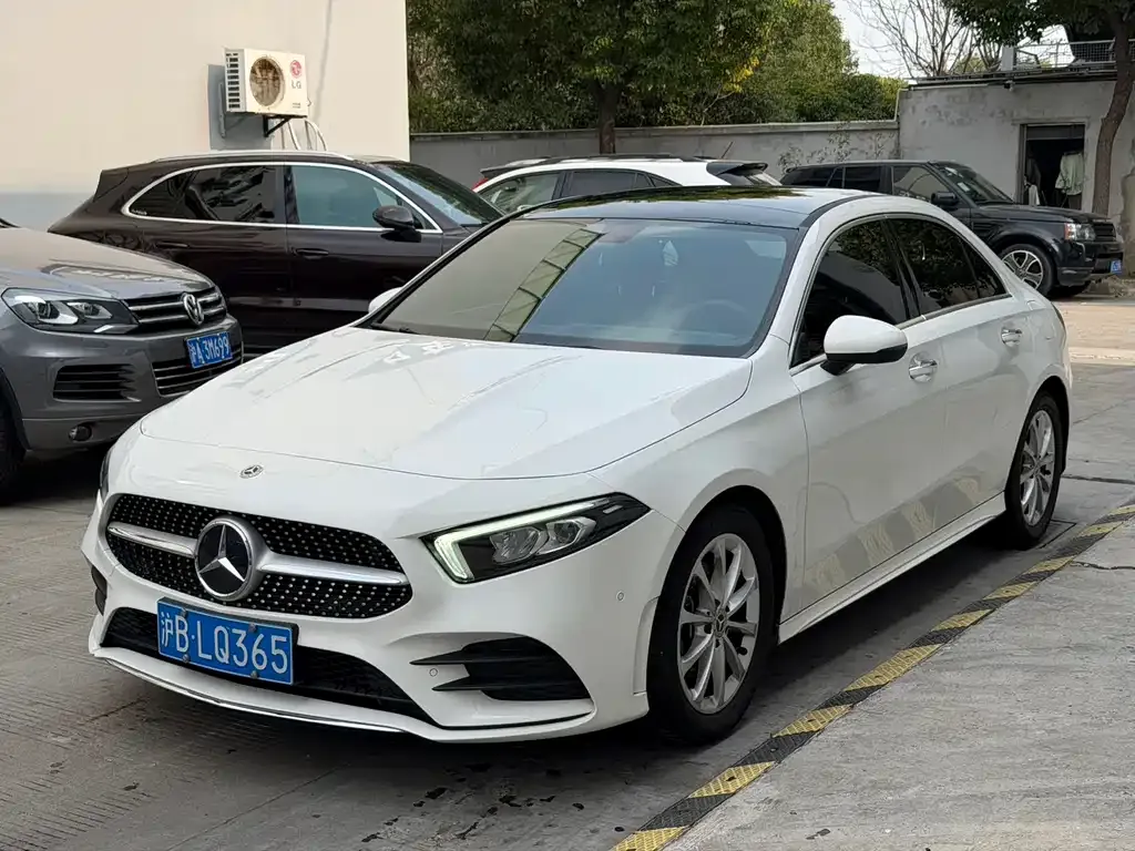 Mercedes-Benz A-Class — фото 1