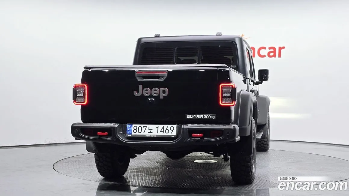 Jeep Gladiator — фото 6